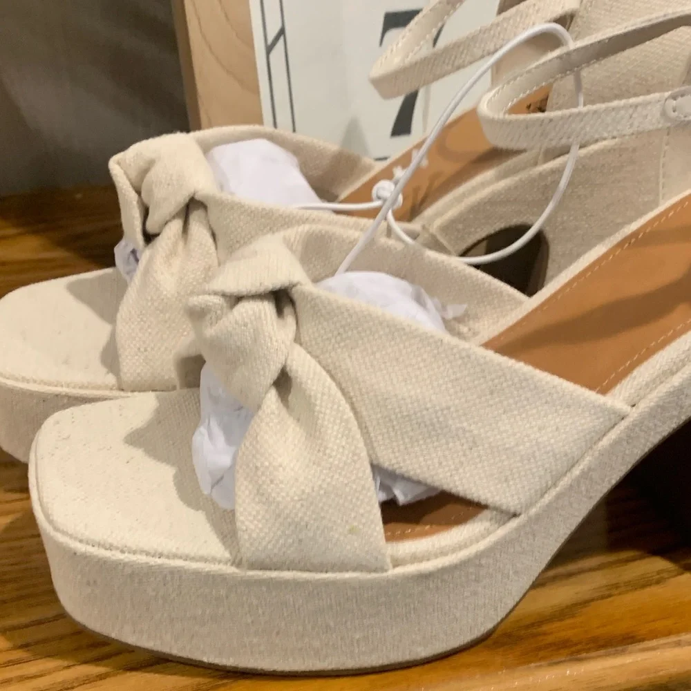 a.n.a Holland Natural Platform Sandals
